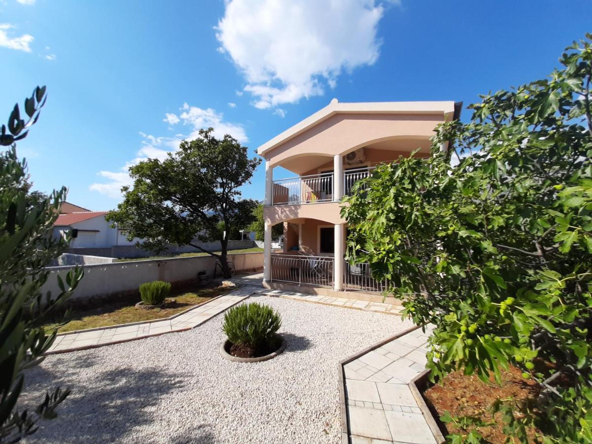 Apartman Pajo Seline Exterior photo